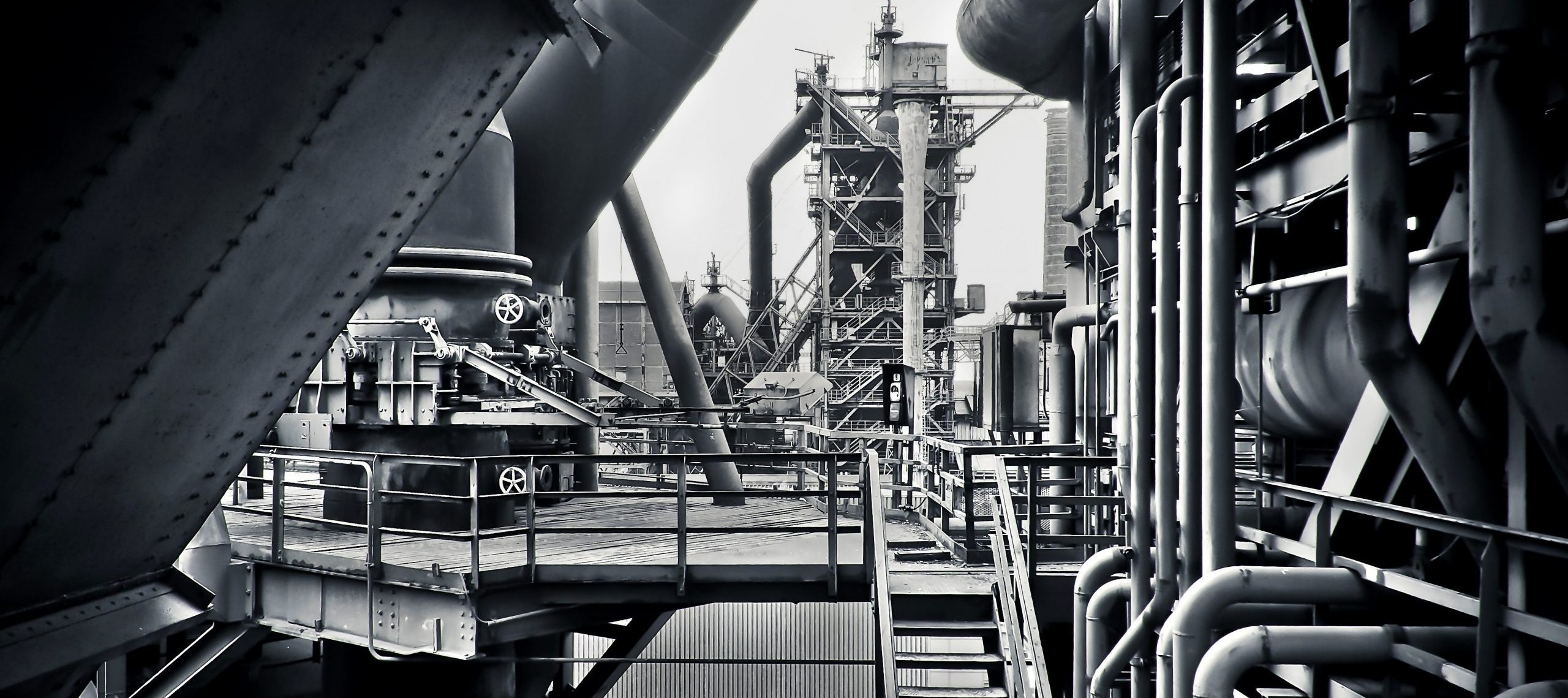 black-and-white-factory-industrial-plant-415945